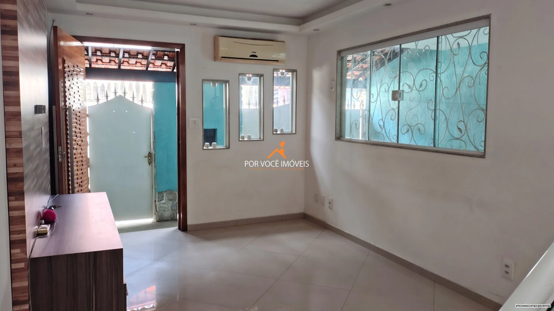 Casa Duplex para Locação com 3 quartos no Condomínio Residencial Califórnia