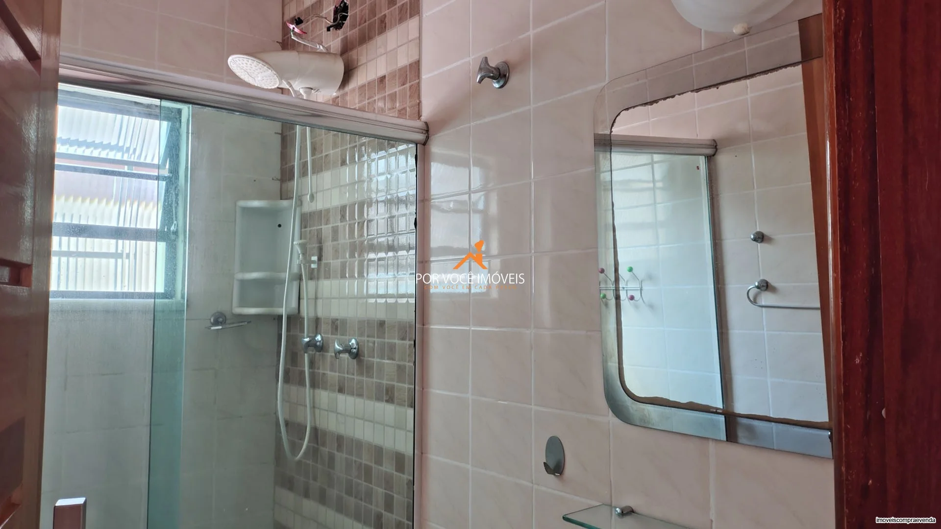 Casa Duplex para Locação com 3 quartos no Condomínio Residencial Califórnia
