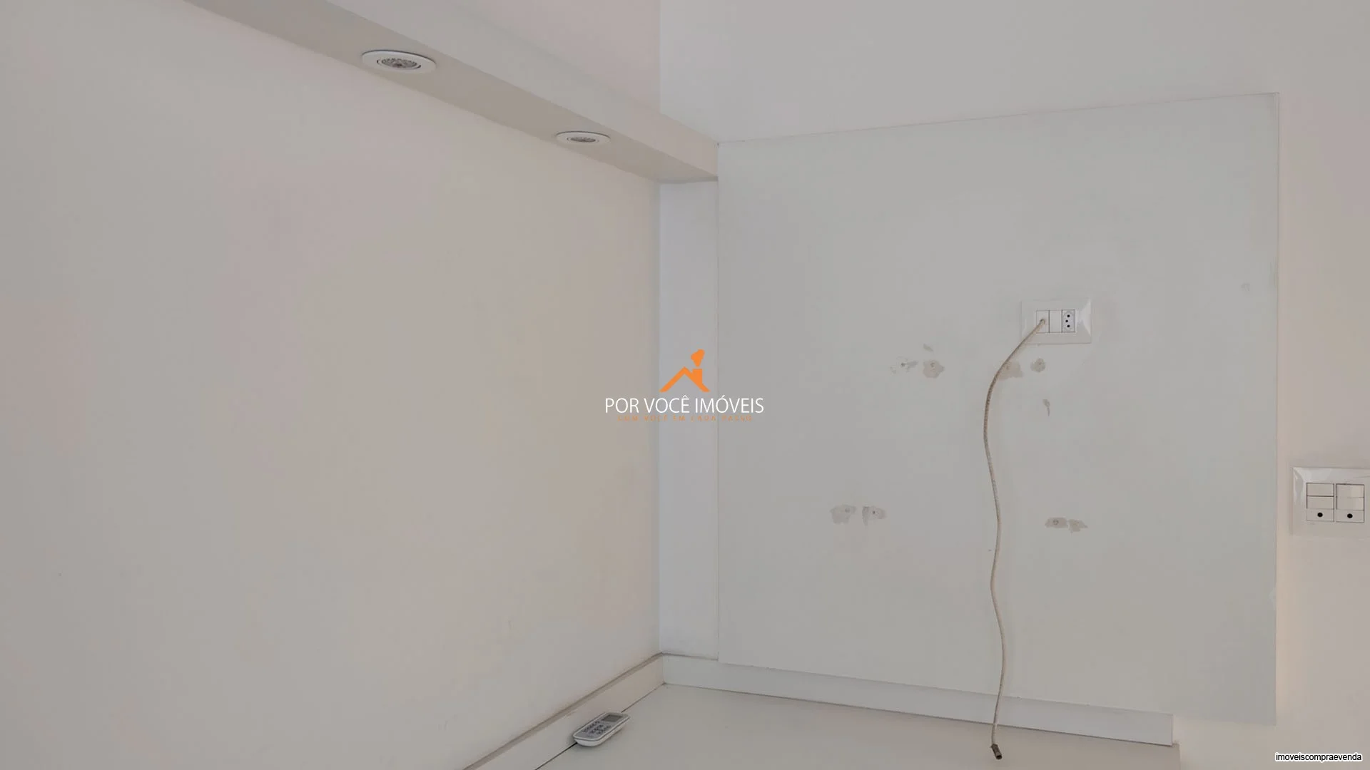 Casa Duplex para Locação com 3 quartos no Condomínio Residencial Califórnia